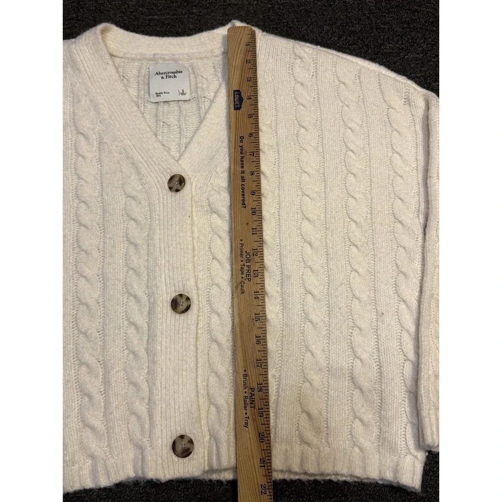 Abercrombie & Fitch Sweater Womens Small White Cable Knit Button Cardigan Top - Picture 3 of 6